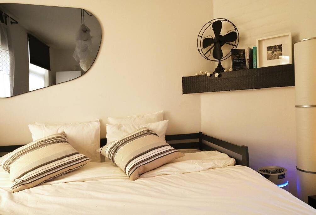 דירות Stylish Duplex In The Heart Of Brussels Centre מראה חיצוני תמונה